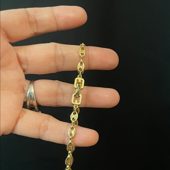 VINTAGE Givenchy NECKLACE EUC Gold - Picture 12 of 13